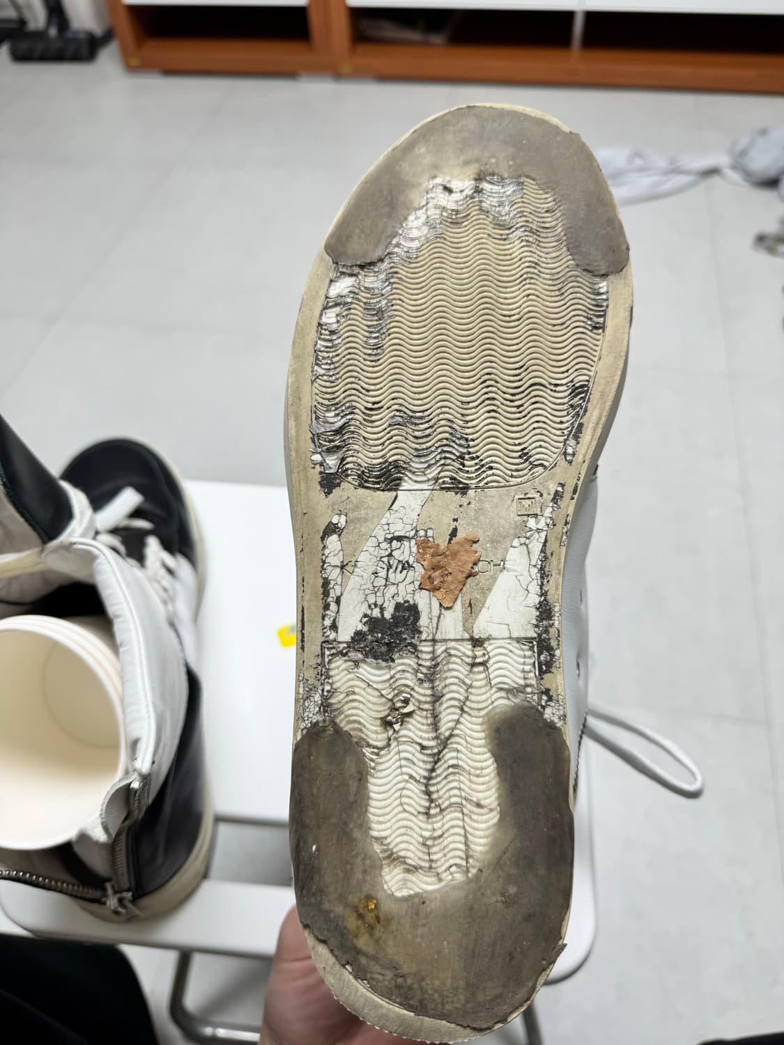 크리스반아쉐 끈칭칭 스니커즈 43 상품이미지7