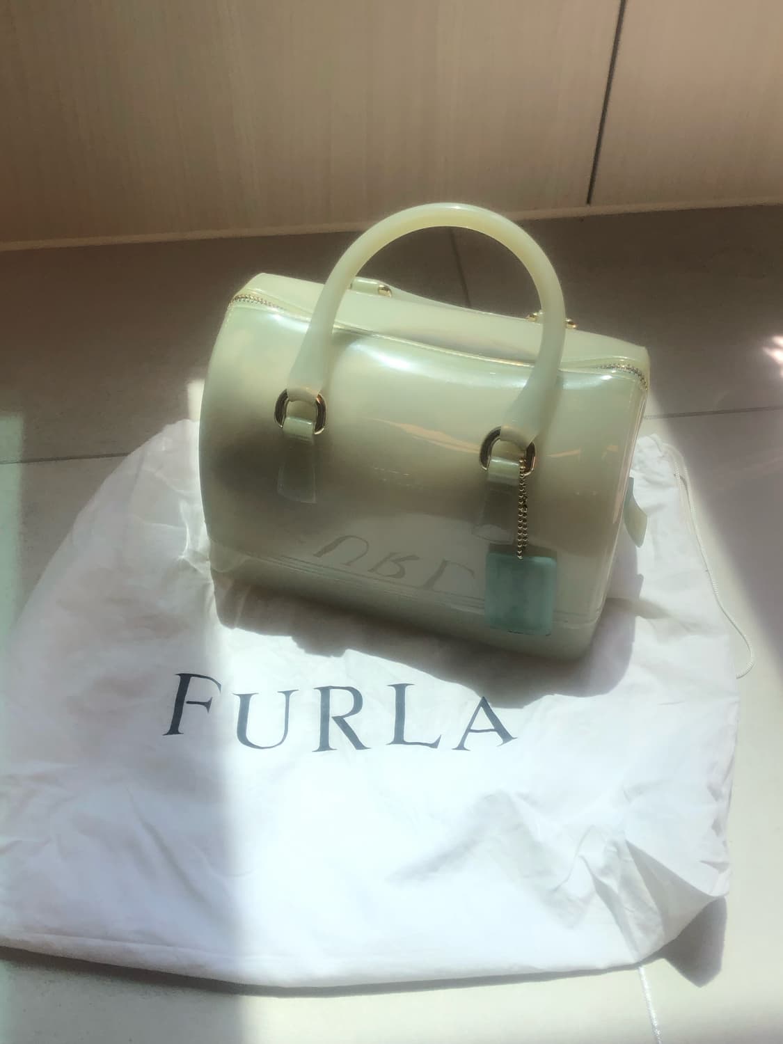 유일매물) 훌라 furla 민트 캔디백 젤리버킨 토트백 상품이미지1