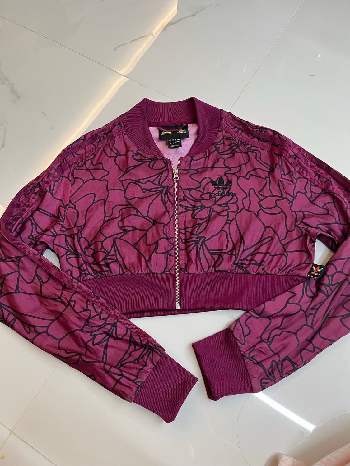 아디다스 크롭집업 상품이미지1