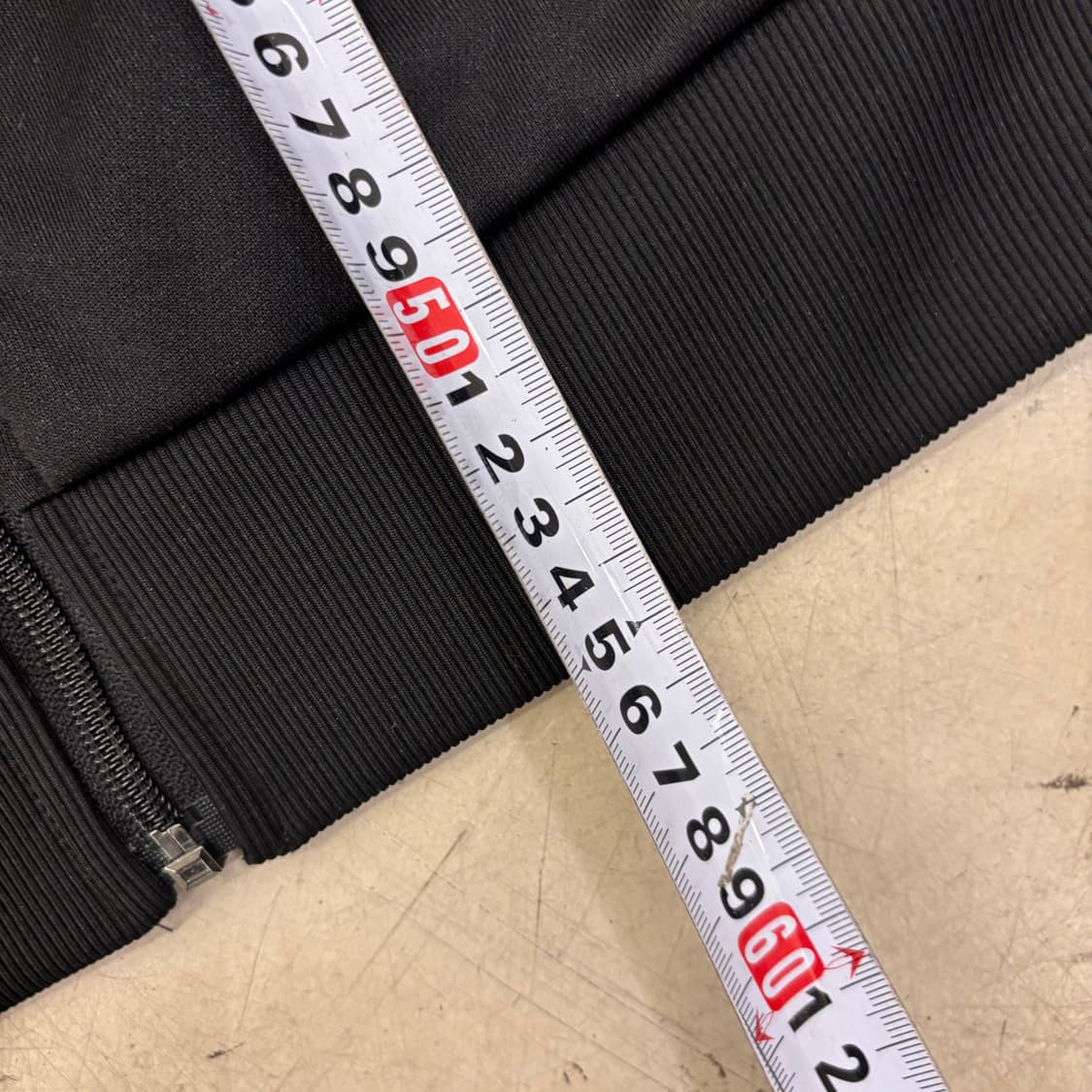 뉴발란스 우먼스 블랙 스몰로고 져지 상품이미지4