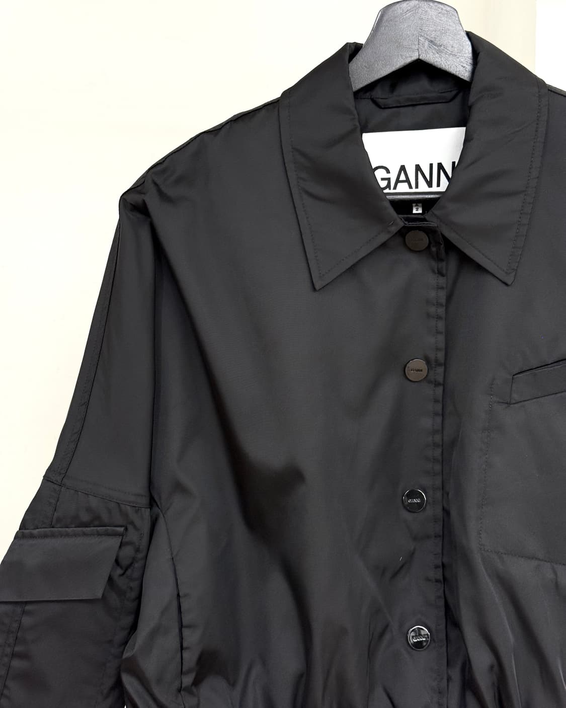 가니 블랙 두체스 가니 나일론 자켓 상품이미지3