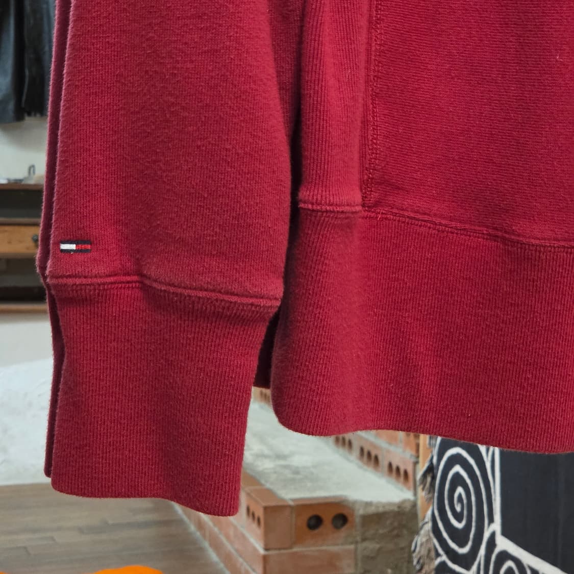 타미힐피거 별 자수 버건디 맨투맨 상품이미지8