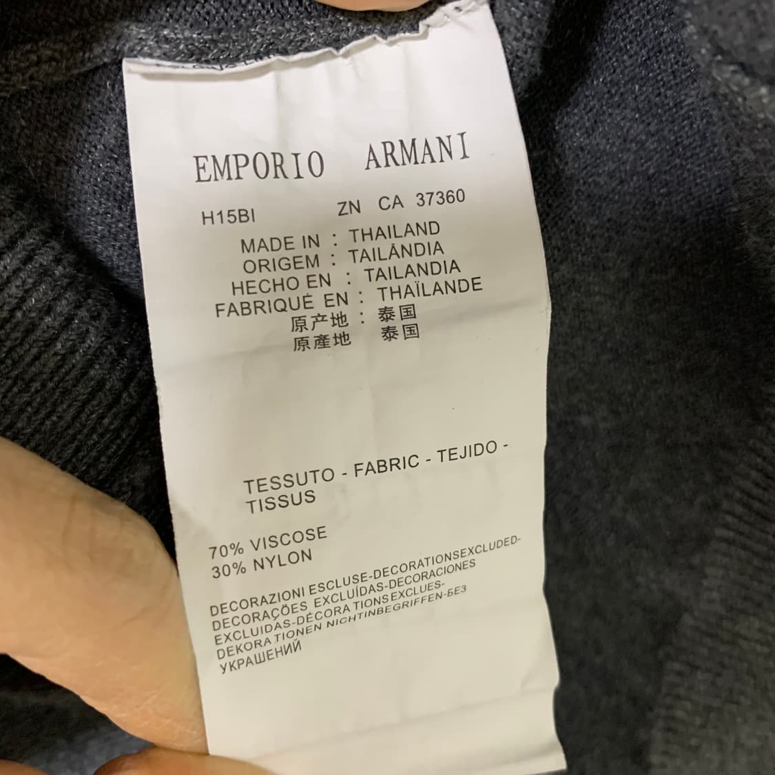 엠포리오 아르마니 블랙 그레이 배색 모크넥 긴팔 니트 여성 상품이미지3