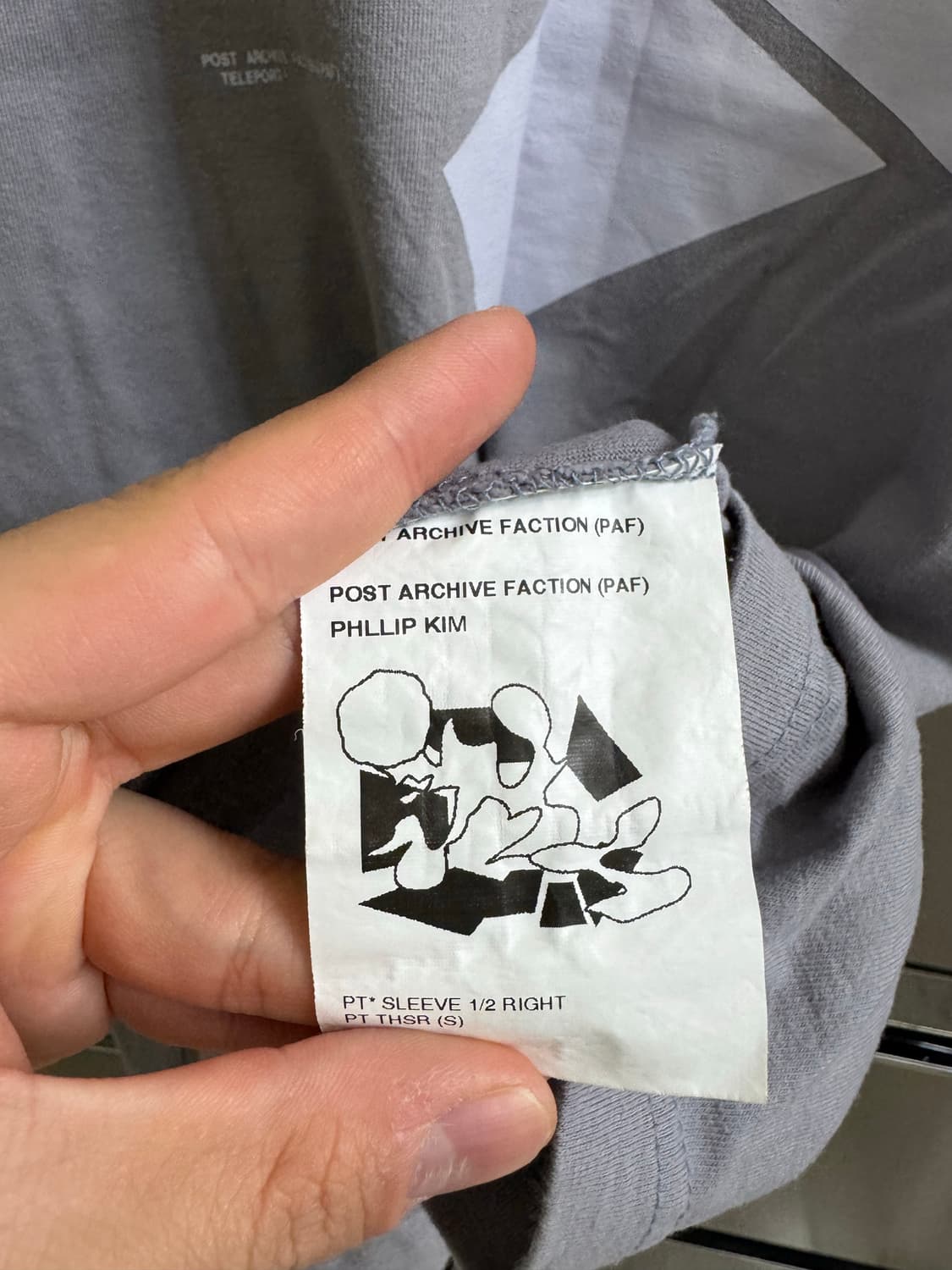 Paf 포스트아카이브팩션 필립킴 타이포그래피 반팔 상품이미지2