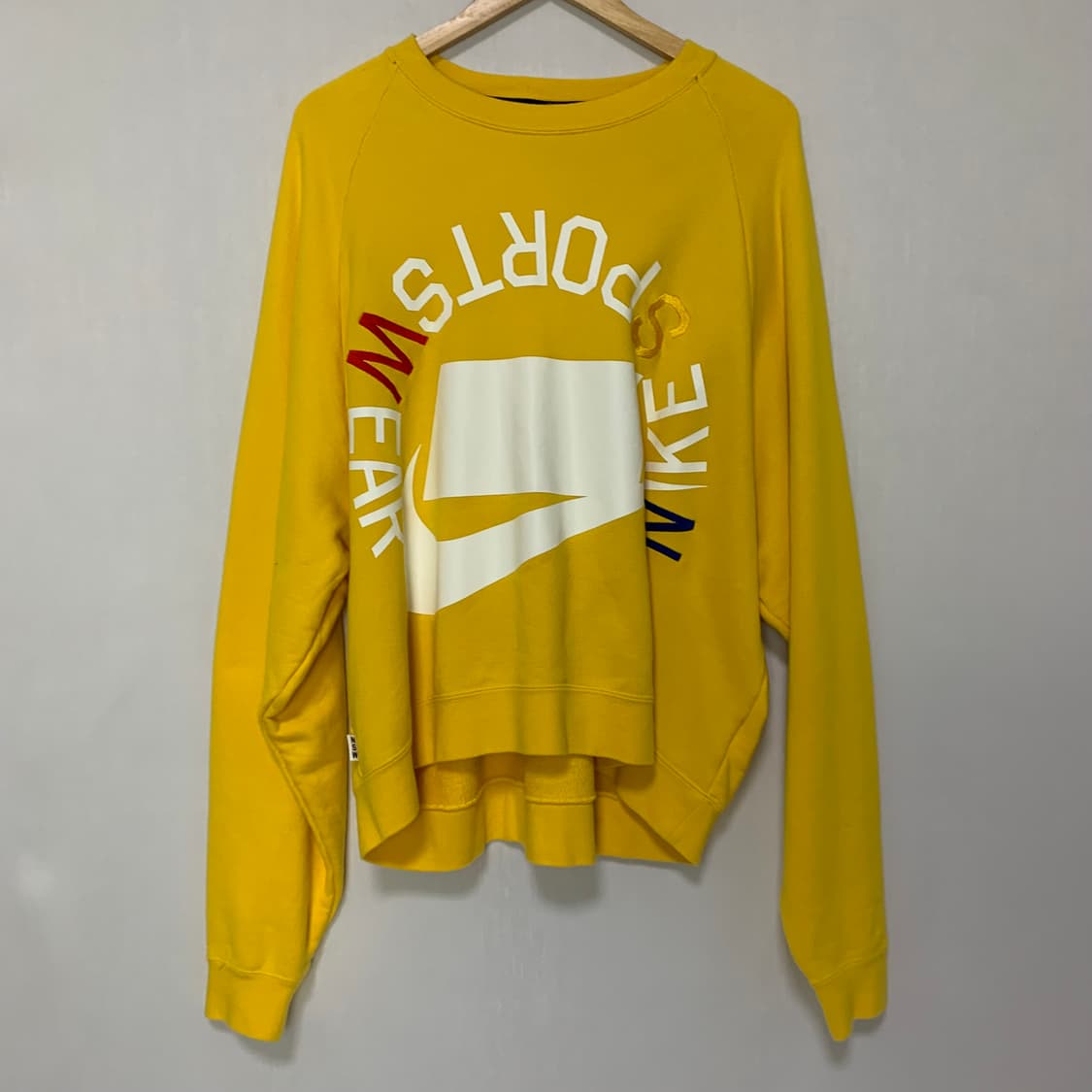 나이키 NSW 스포츠웨어 크롭 맨투맨 옐로우 여성 XL 빈티지 상품이미지2