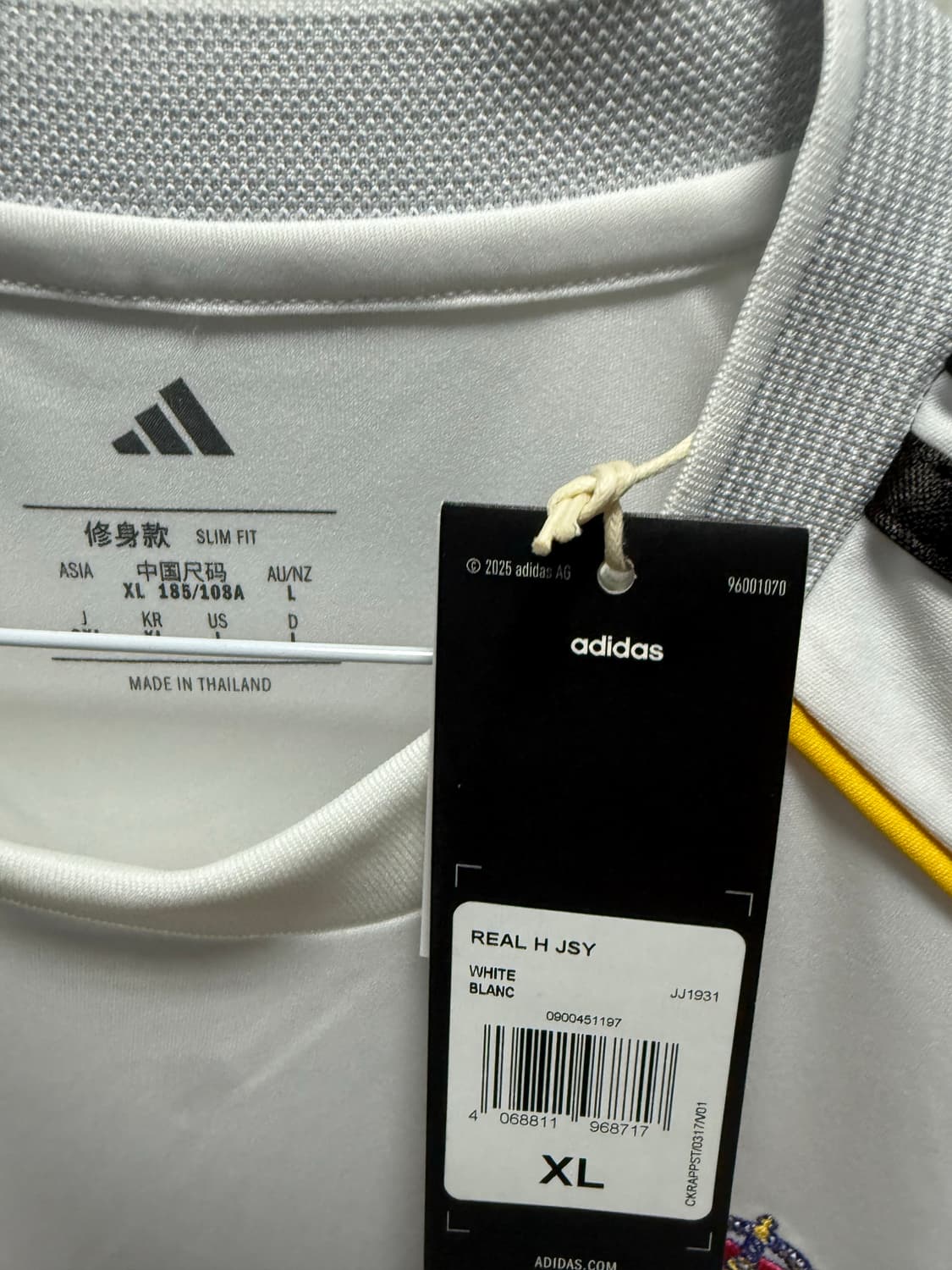 25-26 레알 마드리드 유니폼 상품이미지4