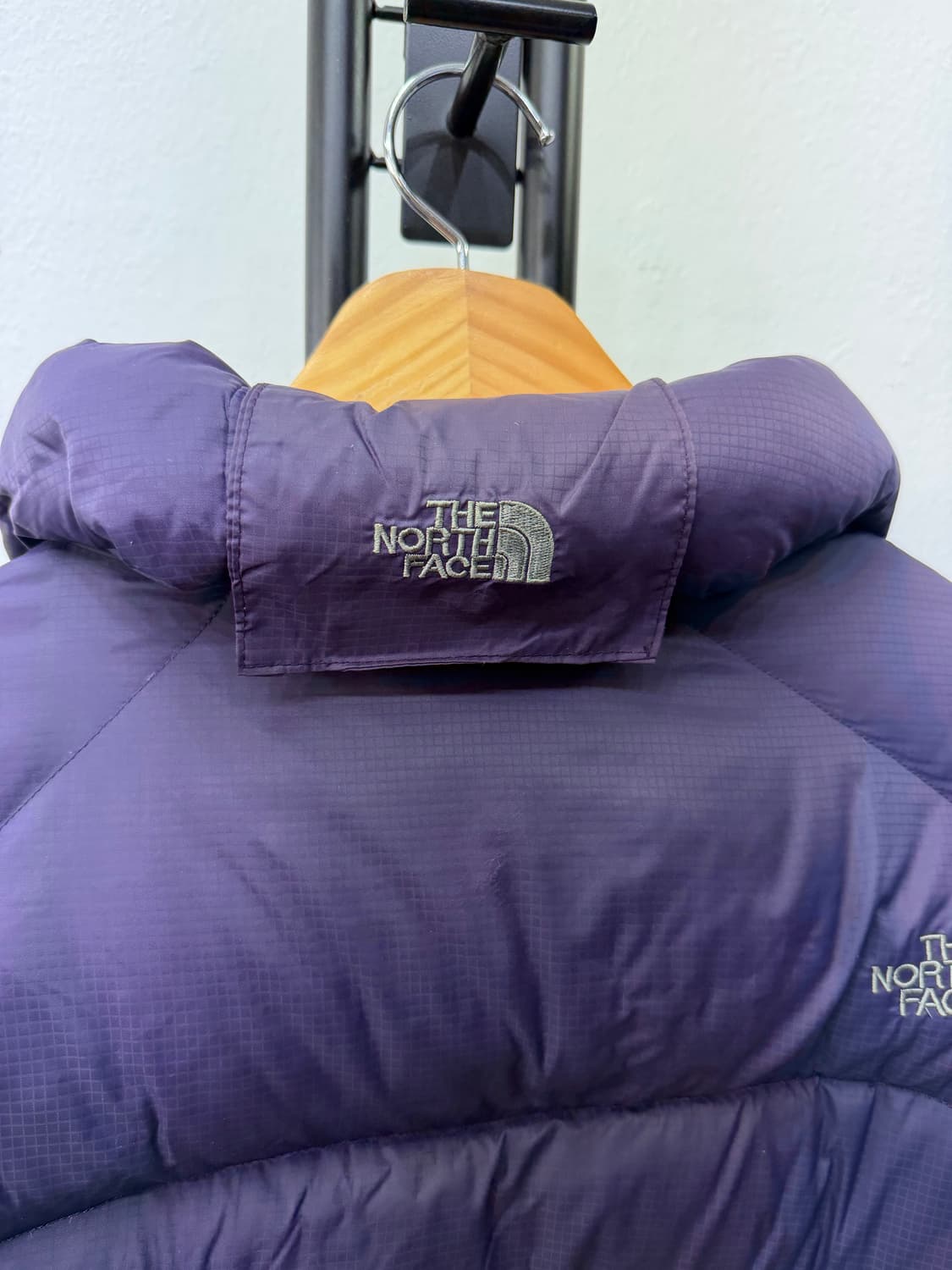 정품) 노스페이스 남성 목로고 패딩 M 상품이미지5