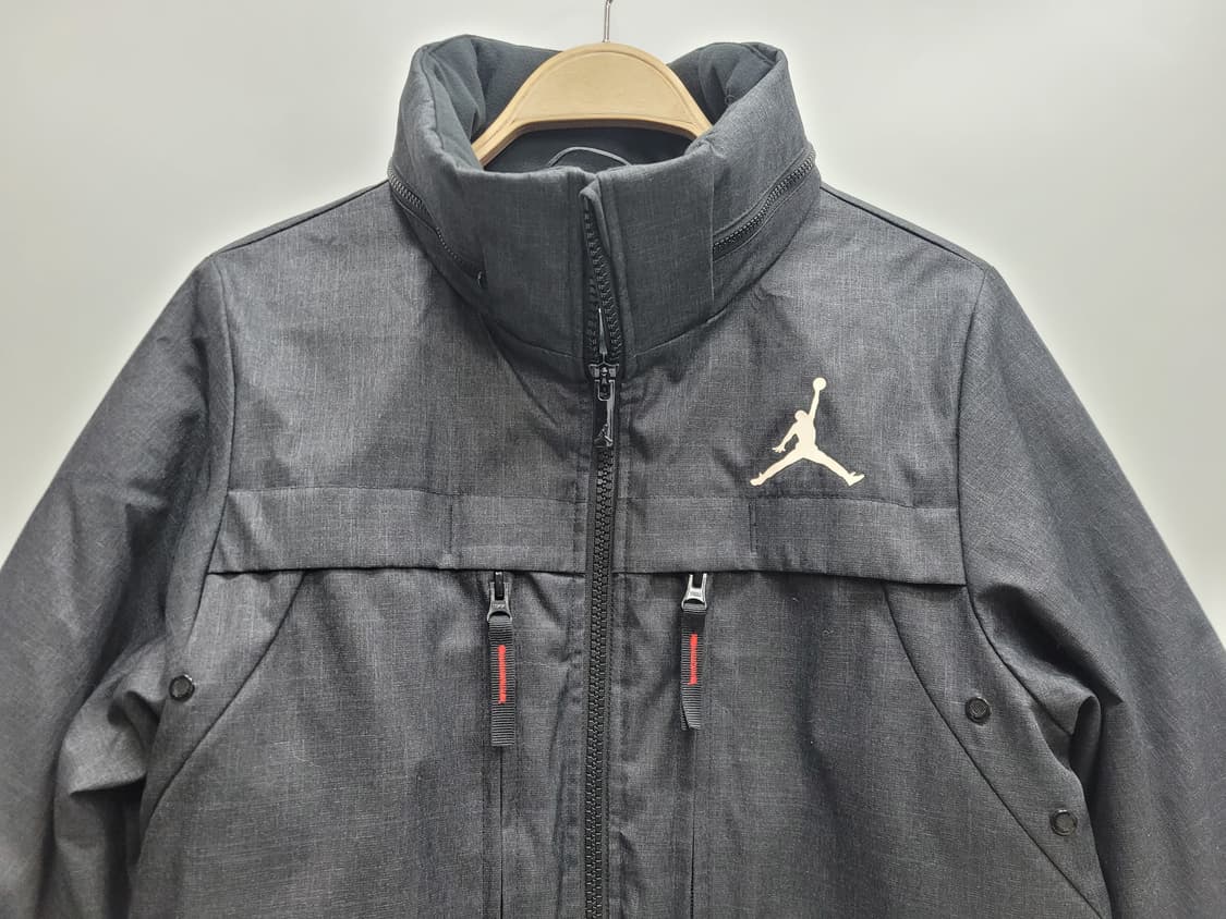NIKE 나이키 조던 라이프스타일 패딩 자켓 / 남 90 차콜 상품이미지4