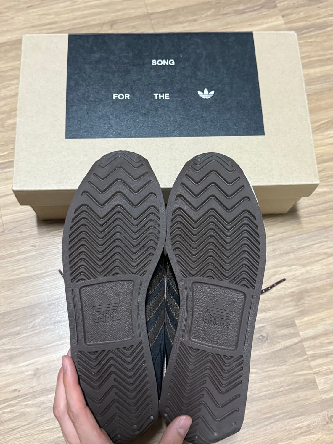 Adidas & song for the mute 콜라보 신발 (265) 상품이미지4