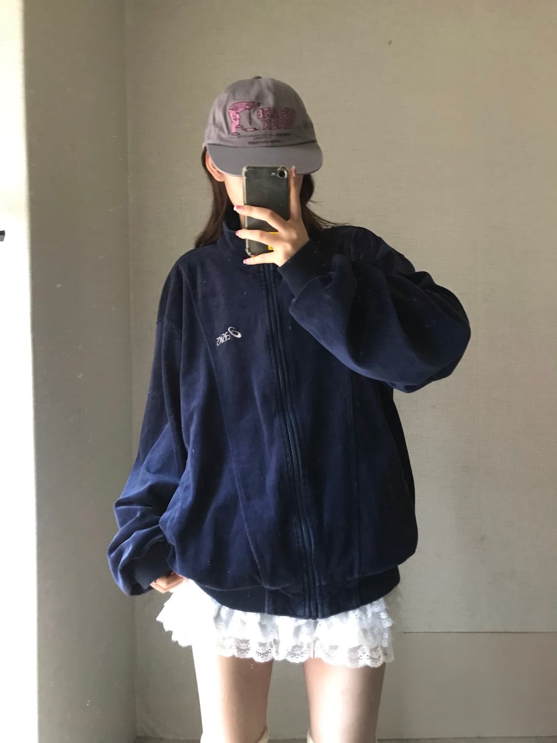 아식스 네이비 벨벳 오버핏 집업 상품이미지4