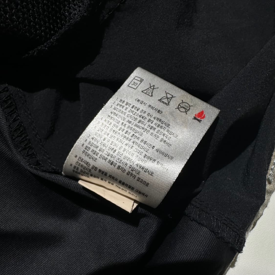 나이키 클리마핏 스우시 배색 웜업 맨투맨 상품이미지9