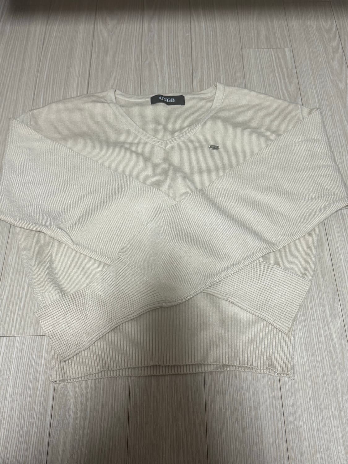 지앤지비 브이넥 니트 베이지 상품이미지2