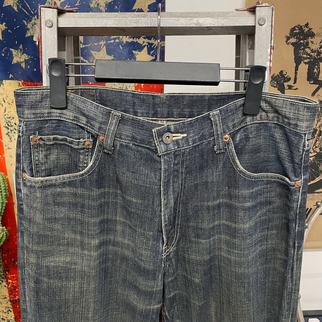 리바이스 502 빈티지 워싱 스트레이트 핏 데님 팬츠 상품이미지3