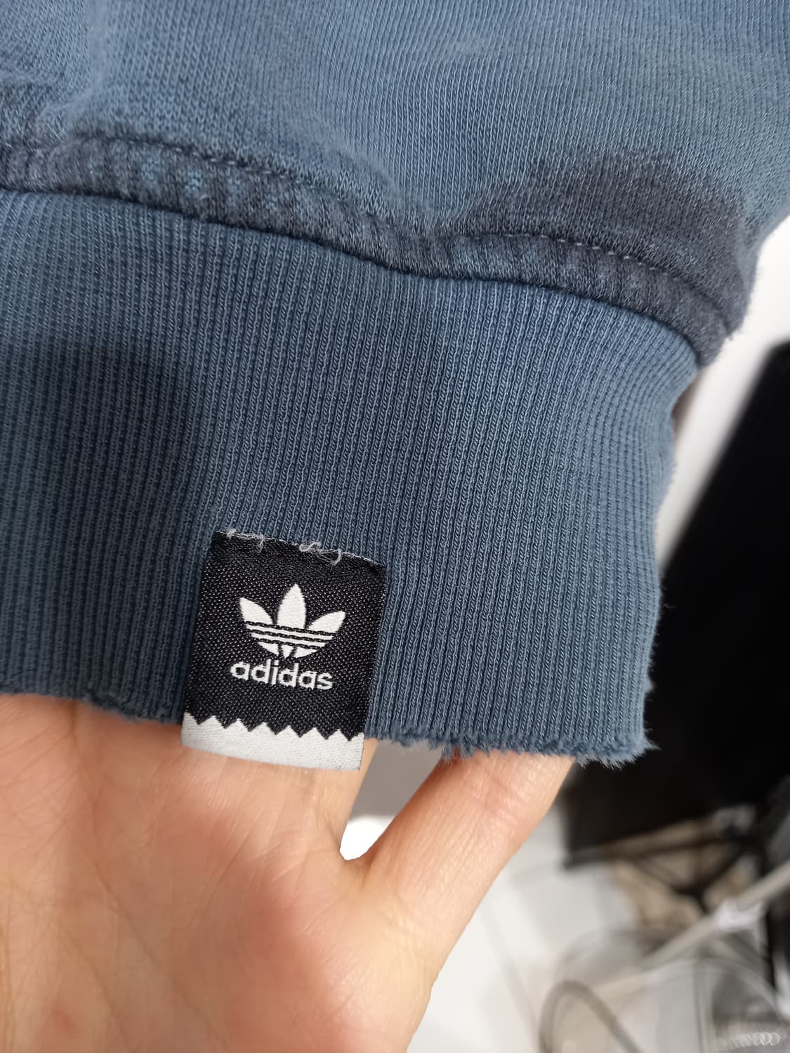 아디다스 맨투맨  상품이미지2