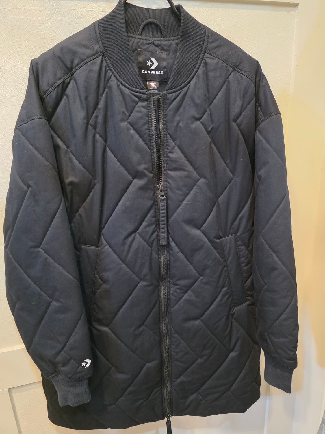 컨버스 퀼팅 블랙 봄버 자켓 상품이미지2