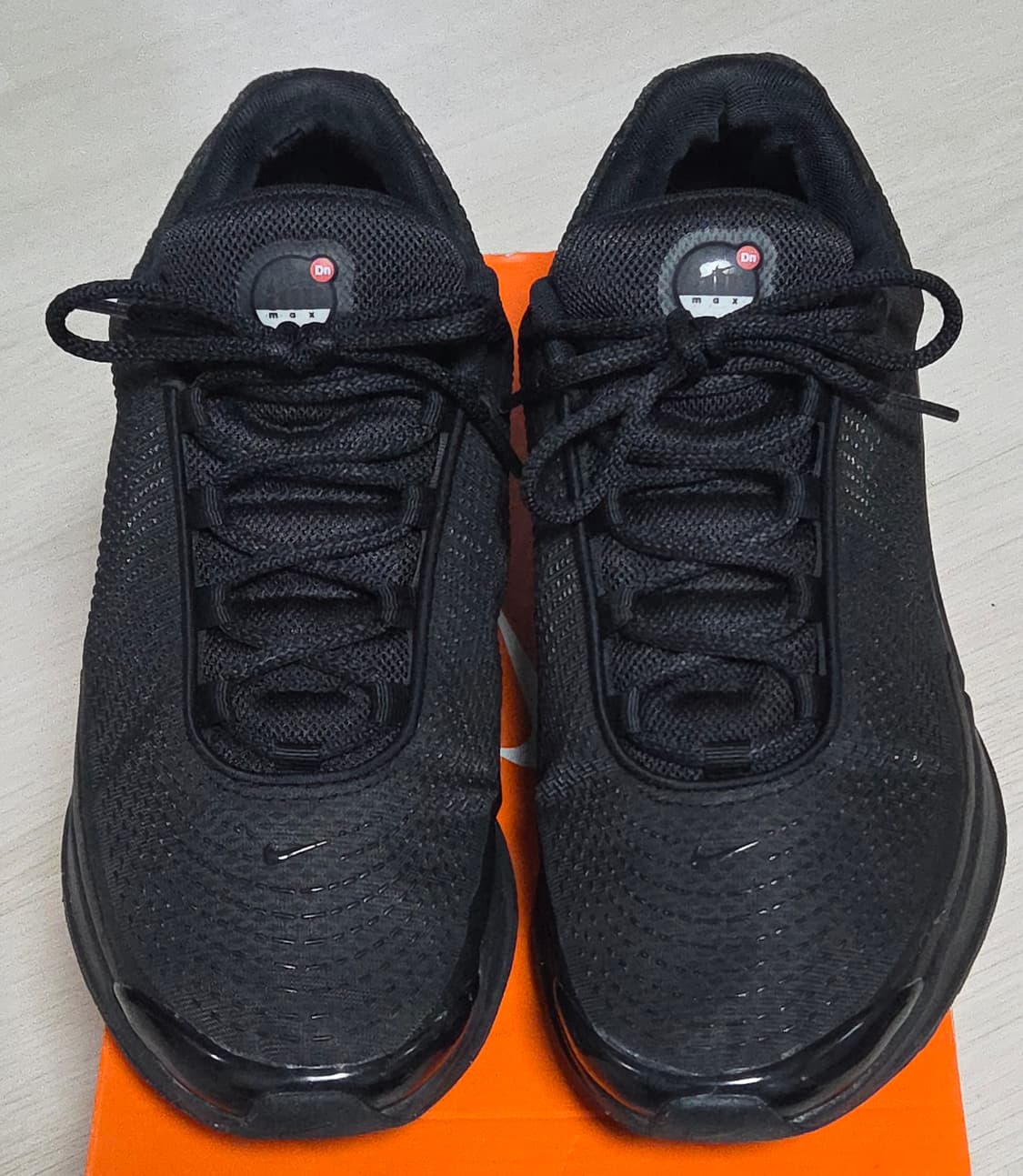 나이키 에어 맥스 Dn 트리플 블랙  상품이미지3