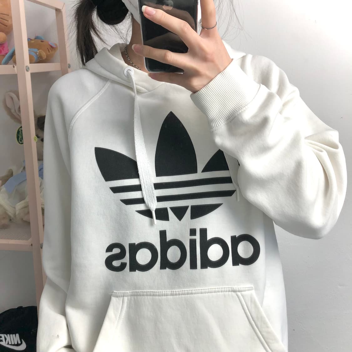 아디다스 흰+검 빅파이어버드 아방 후디 상품이미지2