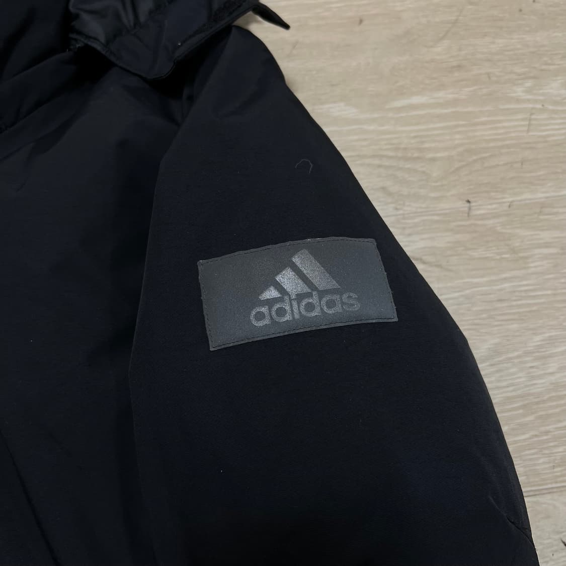 아디다스 덕다운 와펜 후드 파카 롱패딩 점퍼 [블랙] S/90 상품이미지4