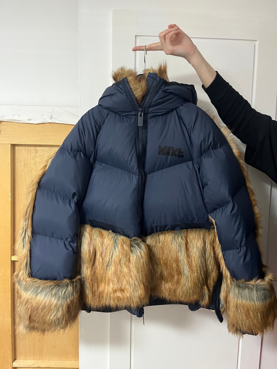 사카이X나이키 nrg 퍼 패딩 상품이미지3