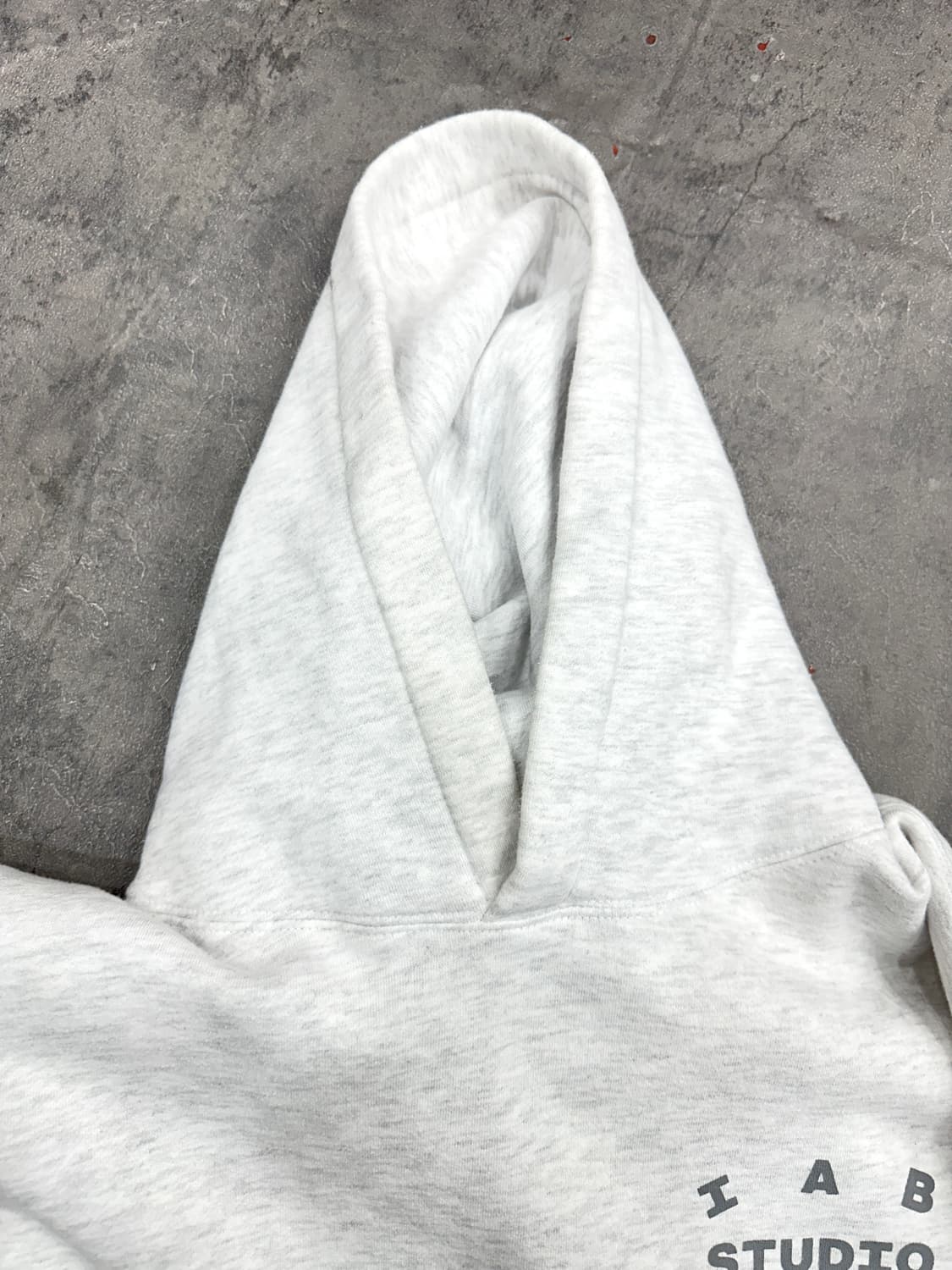 아이앱 10주년 후드티 상품이미지4