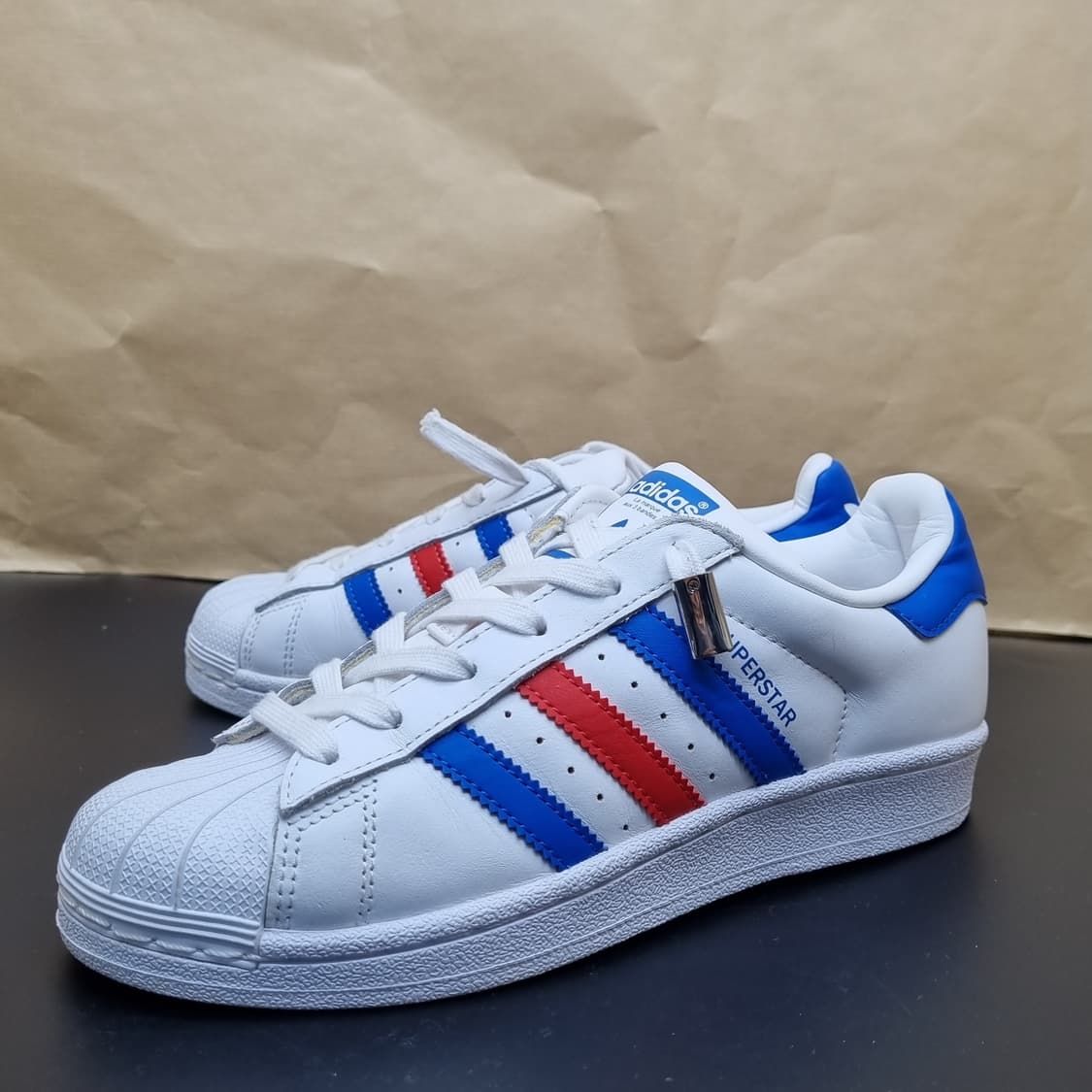아디다스 슈퍼스타 흰/빨/파 스니커즈220 상품이미지1