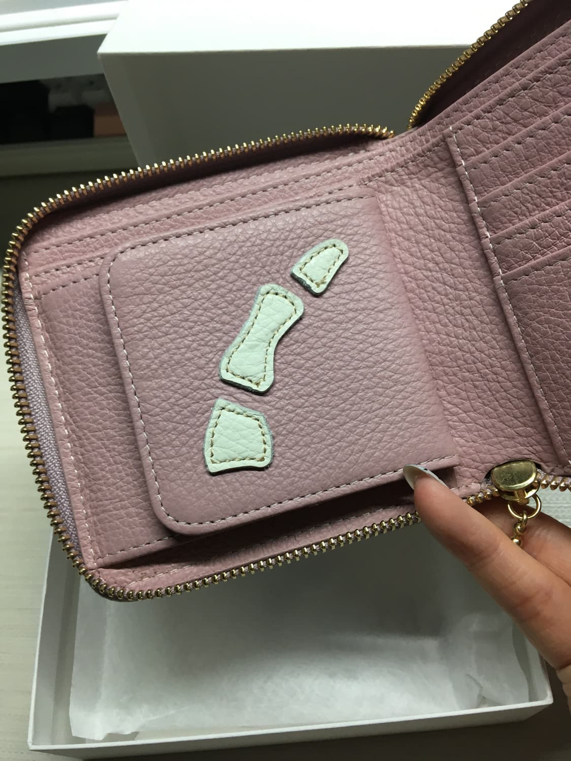 캐피탈 떰즈 업 본 핸드 집 월렛 핑크 상품이미지3