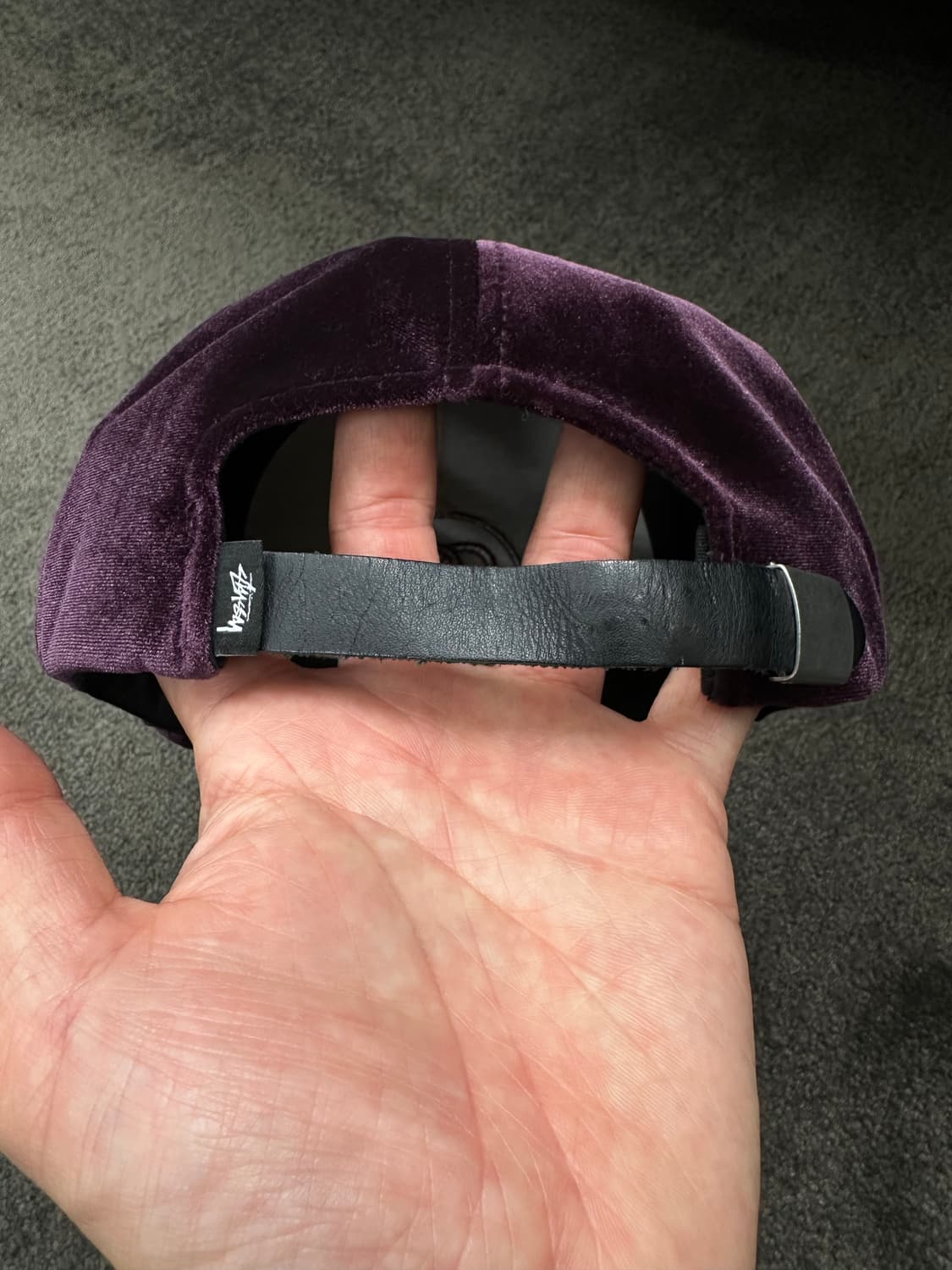 스투시 벨벳 볼캡  상품이미지2