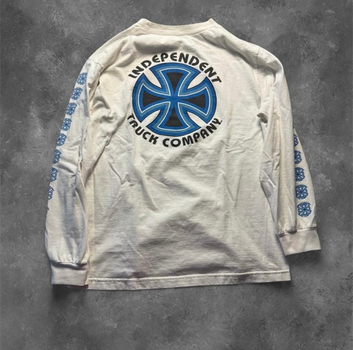 Independent Long Sleeve 상품이미지1