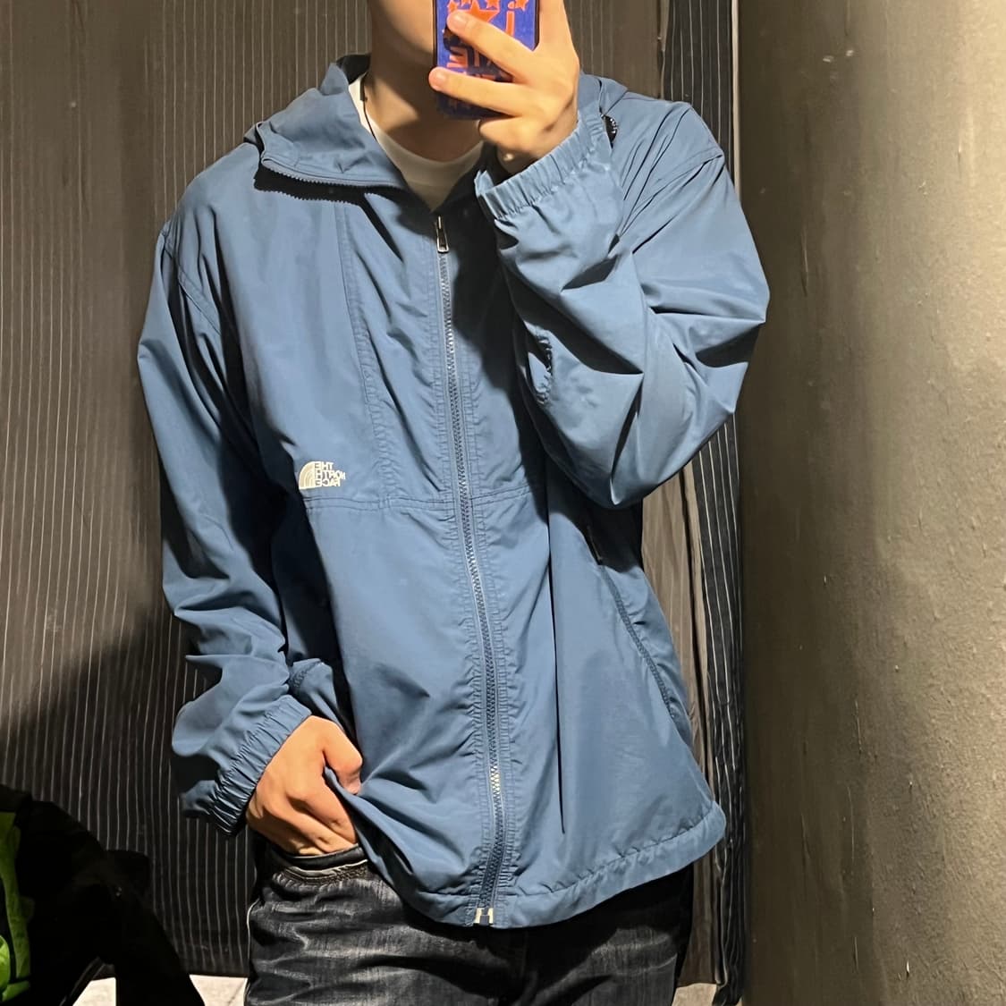 노스페이스 스카이블루 소라색 로고 자수 컴팩트 후드 바람막이 L 상품이미지2
