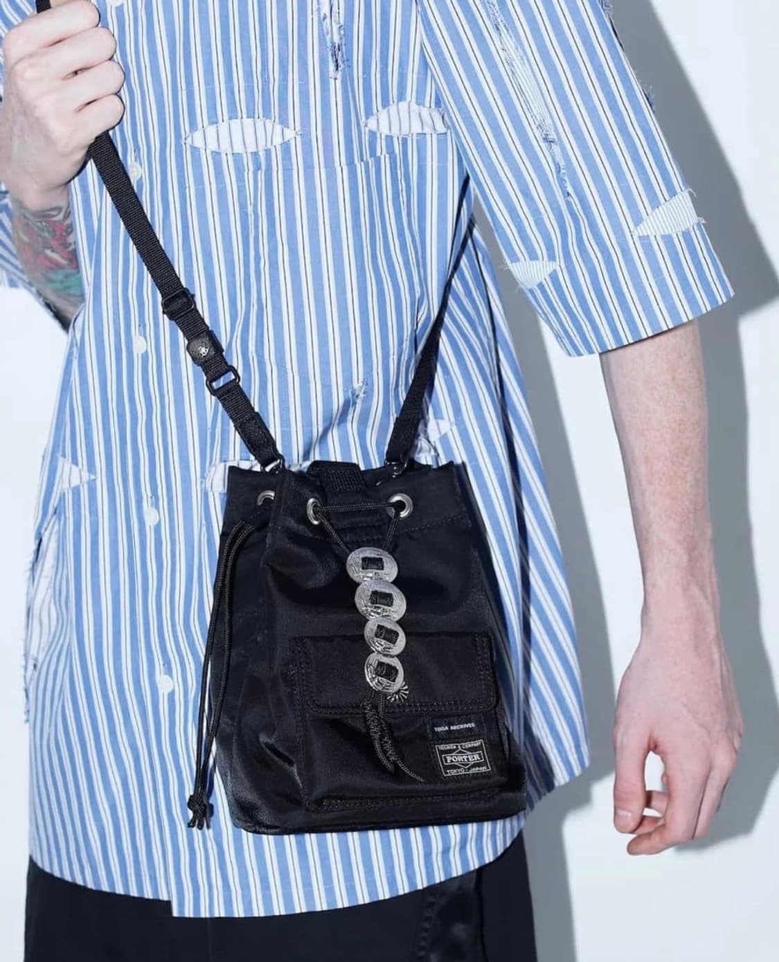 toga x porter/토가 포터 스트링백 블랙컬러 상품이미지1