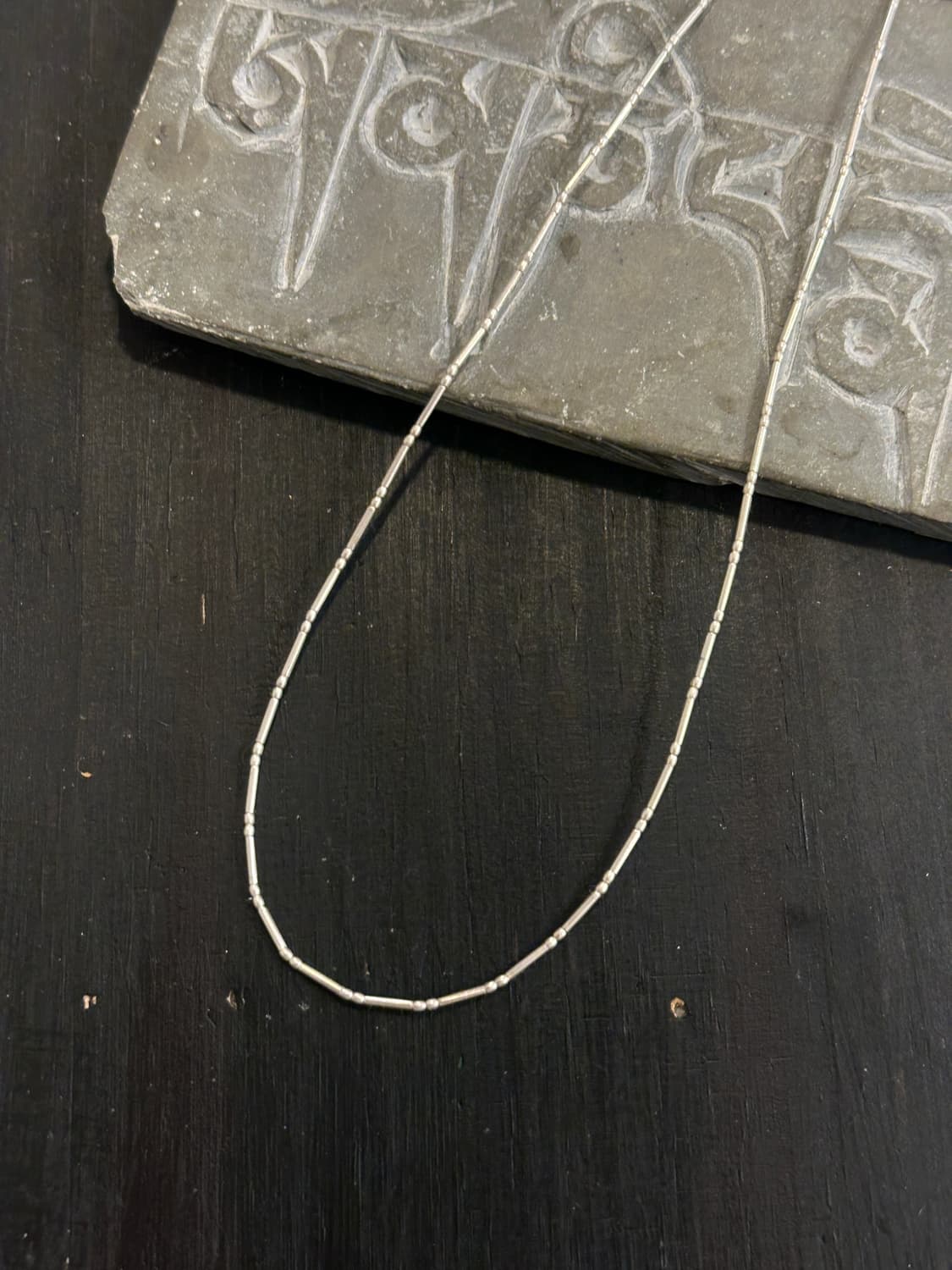 Musta Linear Whisper KarensilveNecklace  상품이미지8