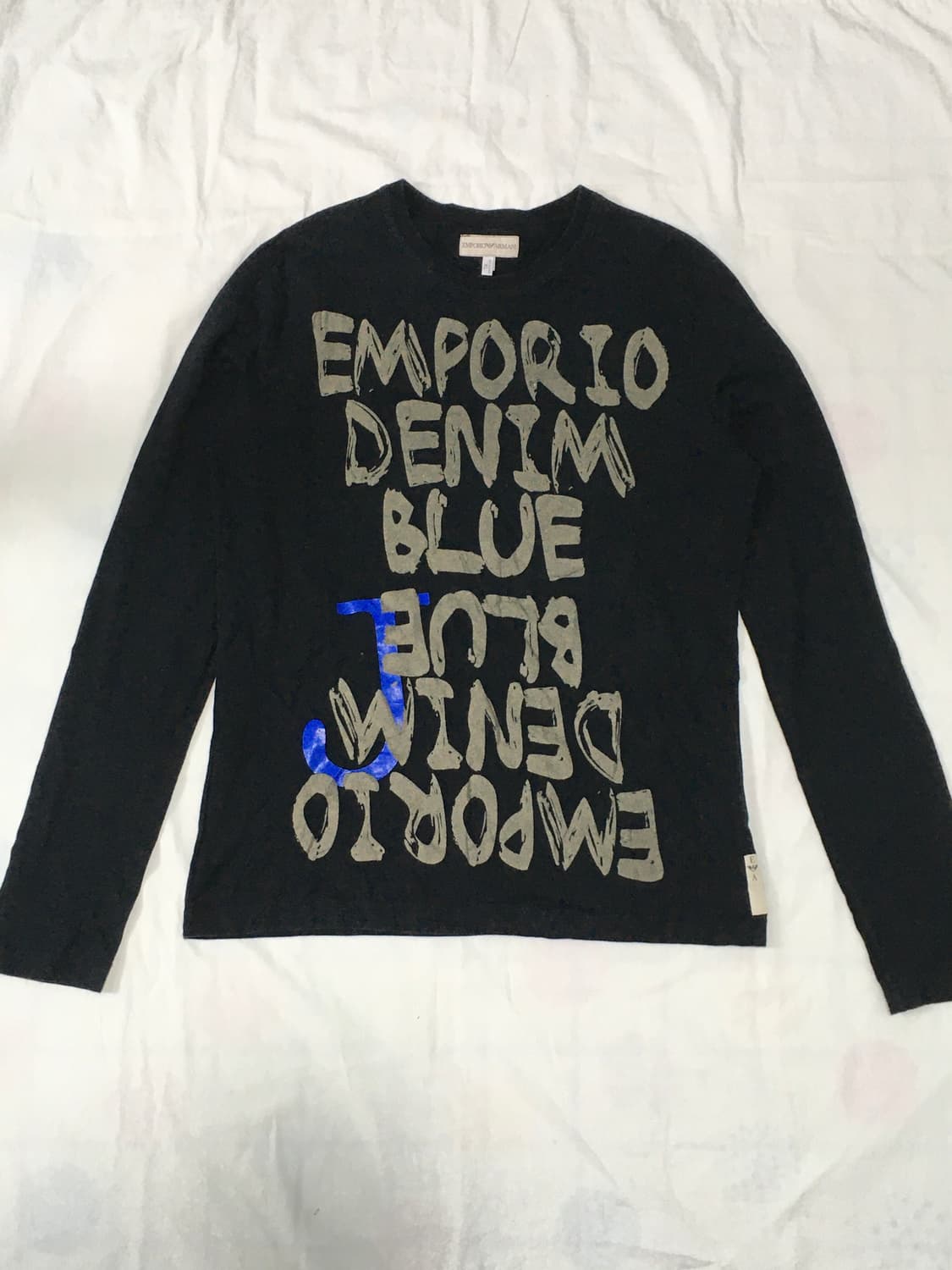 엠포리오 아르마니 Emporio armani 블랙 레터링 티 상품이미지1