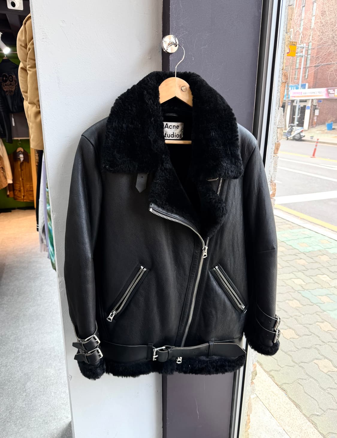 36/ 아크네스튜디오 램스킨 시어링 벨로시티 무스탕 상품이미지2