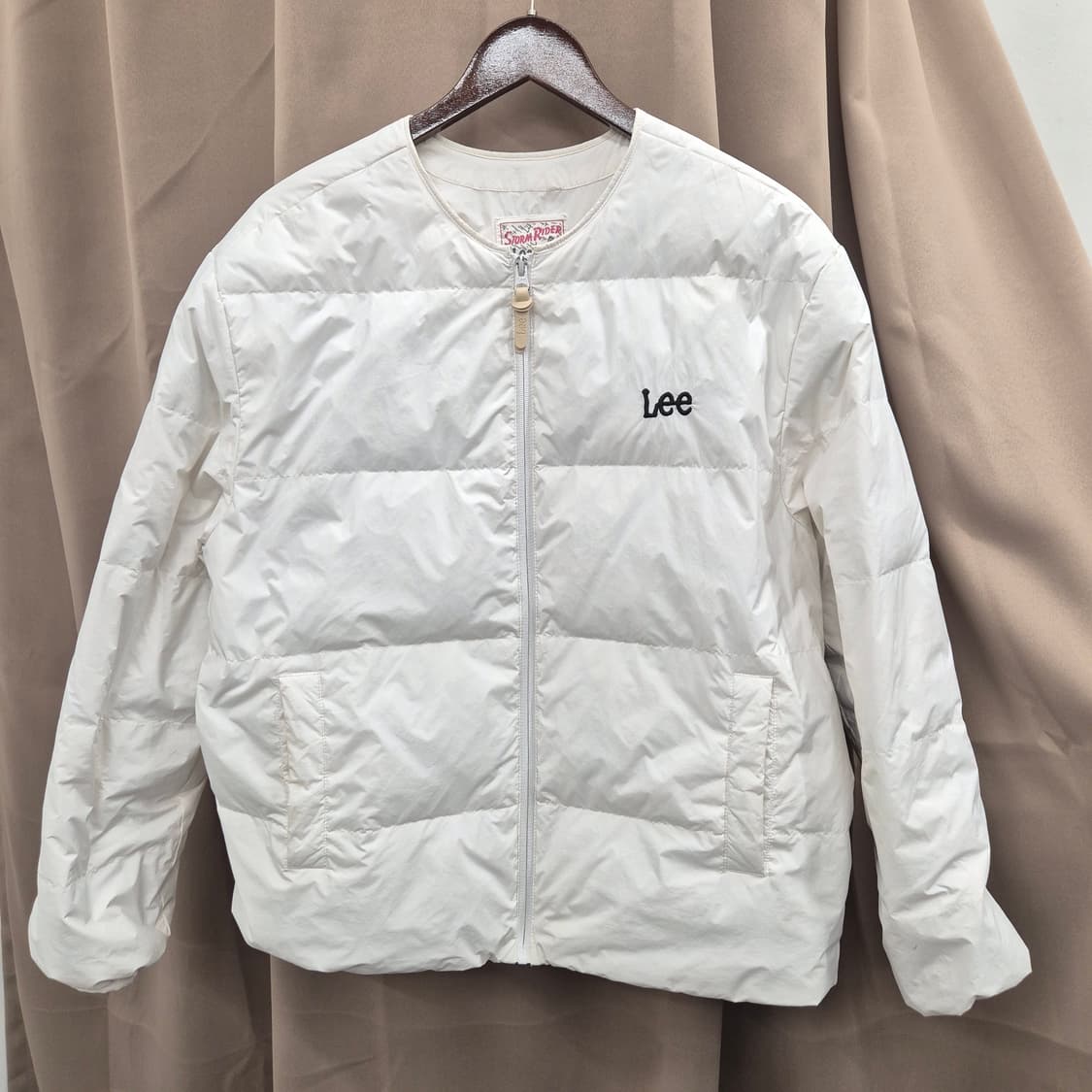 Lee 리 화이트 경량 패딩 자켓 M 상품이미지1