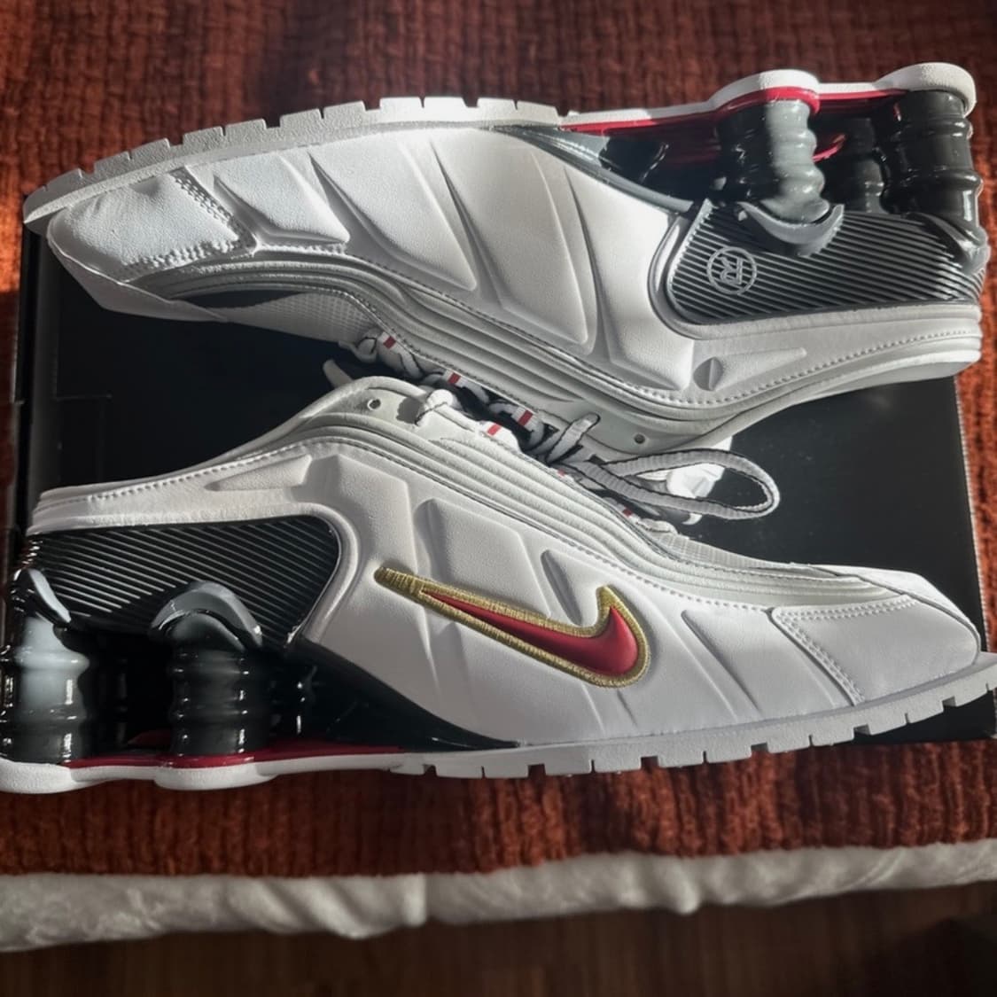 마틴로즈 나이키 샥스 275 상품이미지2