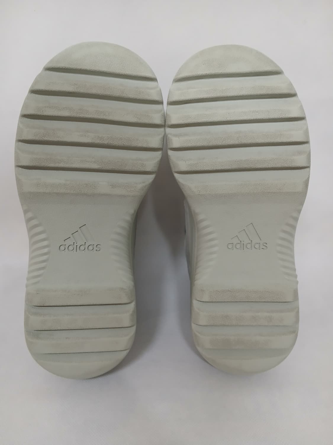 Adidas Yeezy Desert Boot Salt 상품이미지4