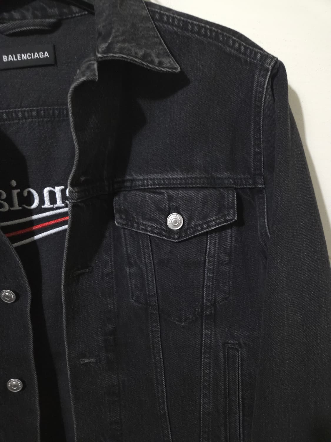 [새상품급] 발렌시아가 웨이브로고 데님 흑청자켓 상품이미지4