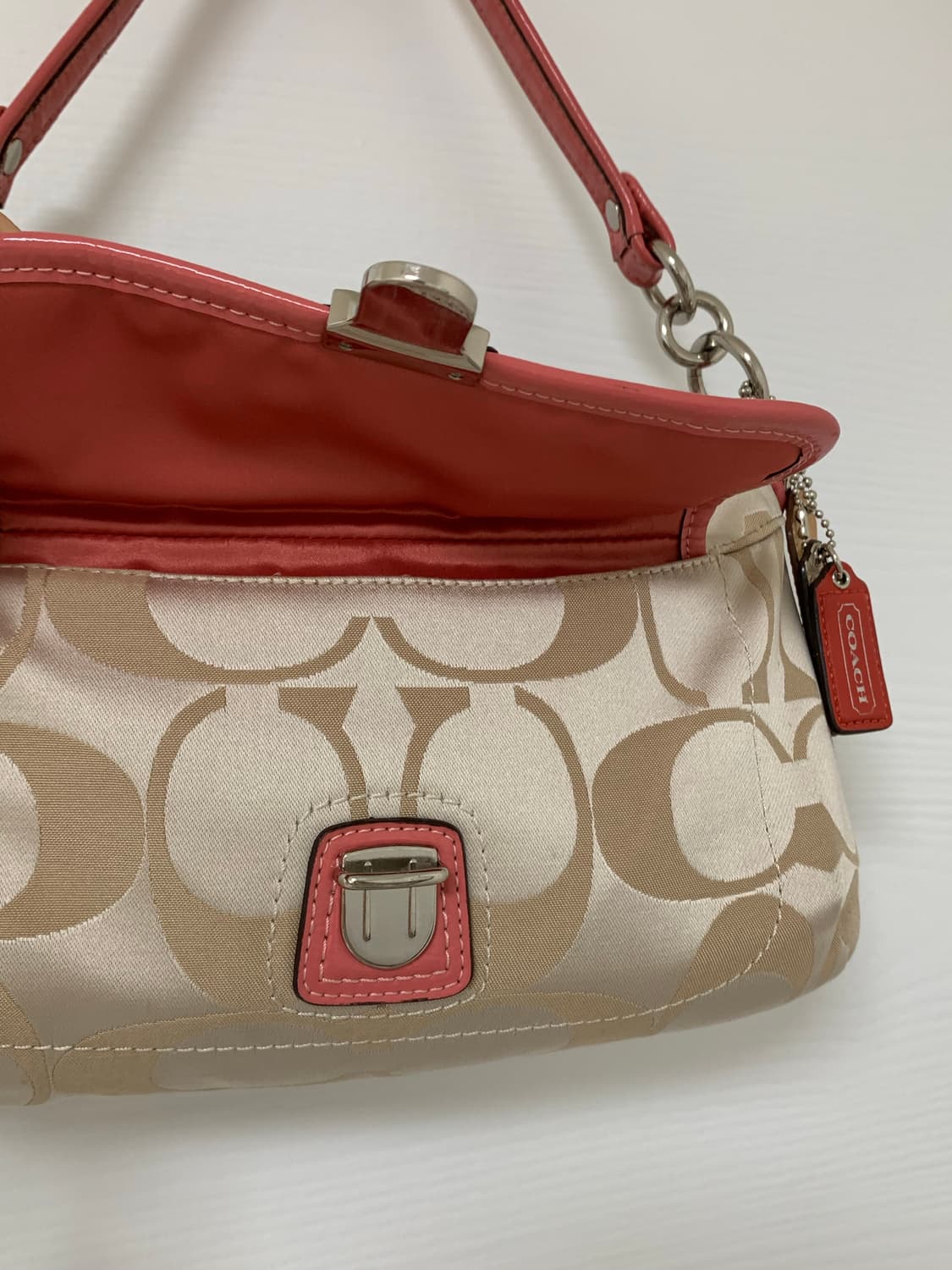 Coach pink ivory y2k shoulder bag 상품이미지4