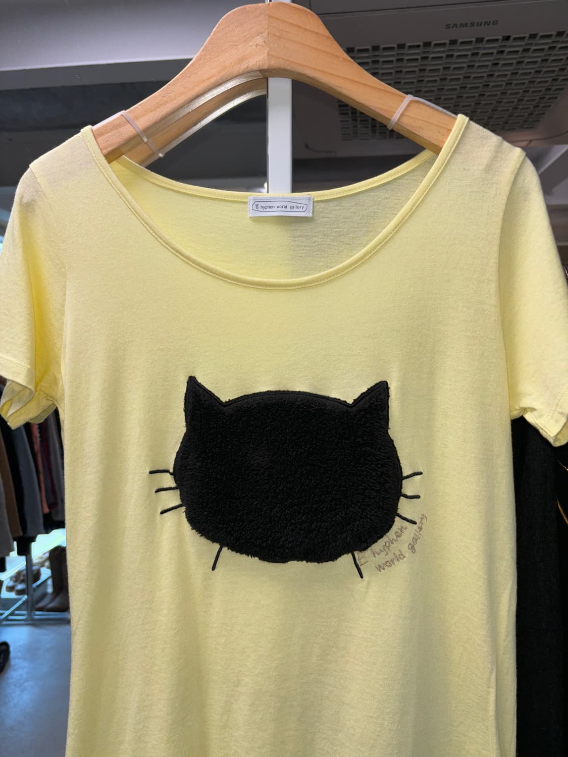 E hyphen world gallery 고양이 티셔츠 상품이미지3