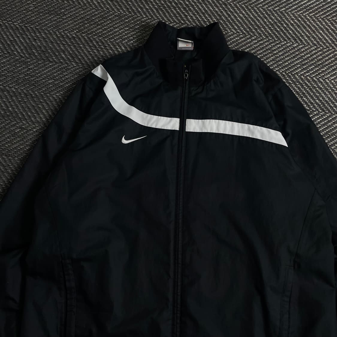 나이키 올드스쿨 스우시 바람막이 자켓 블랙 y 3930 상품이미지5