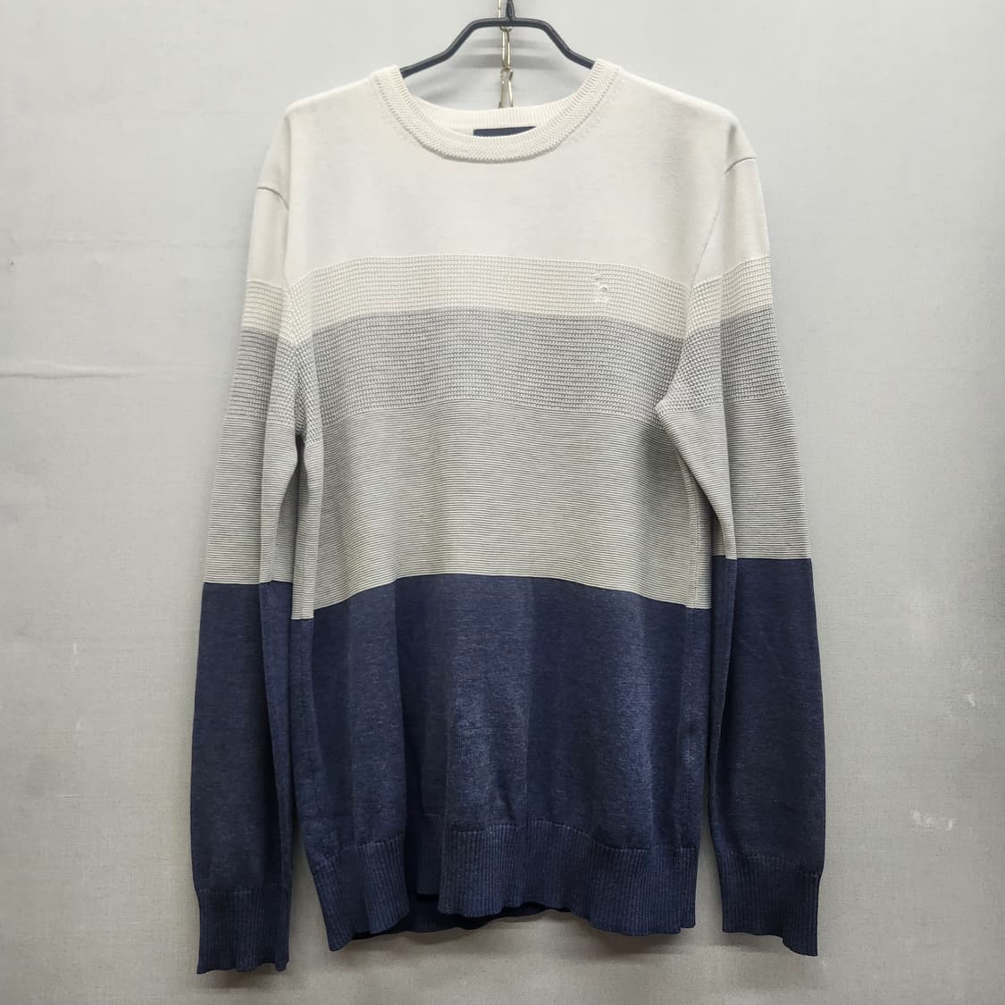 헤지스 컬러배색 얇은 니트 L 상품이미지1