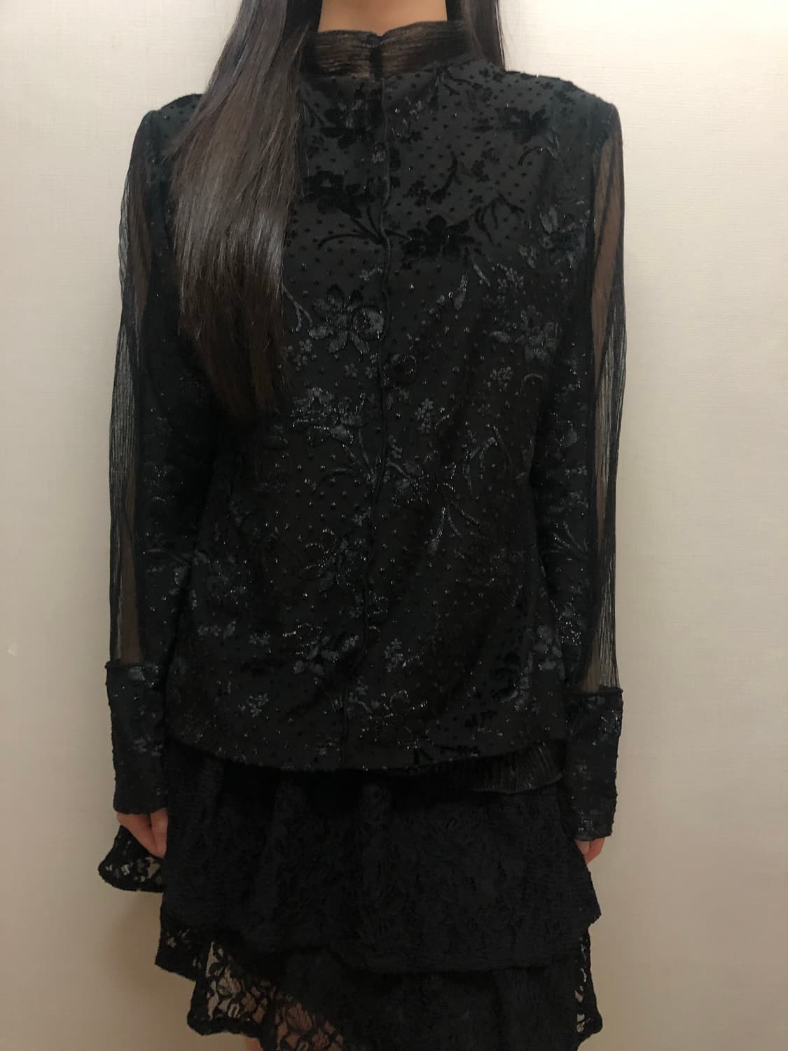 빈티지 블랙 플라워 시스루 탑 상품이미지1