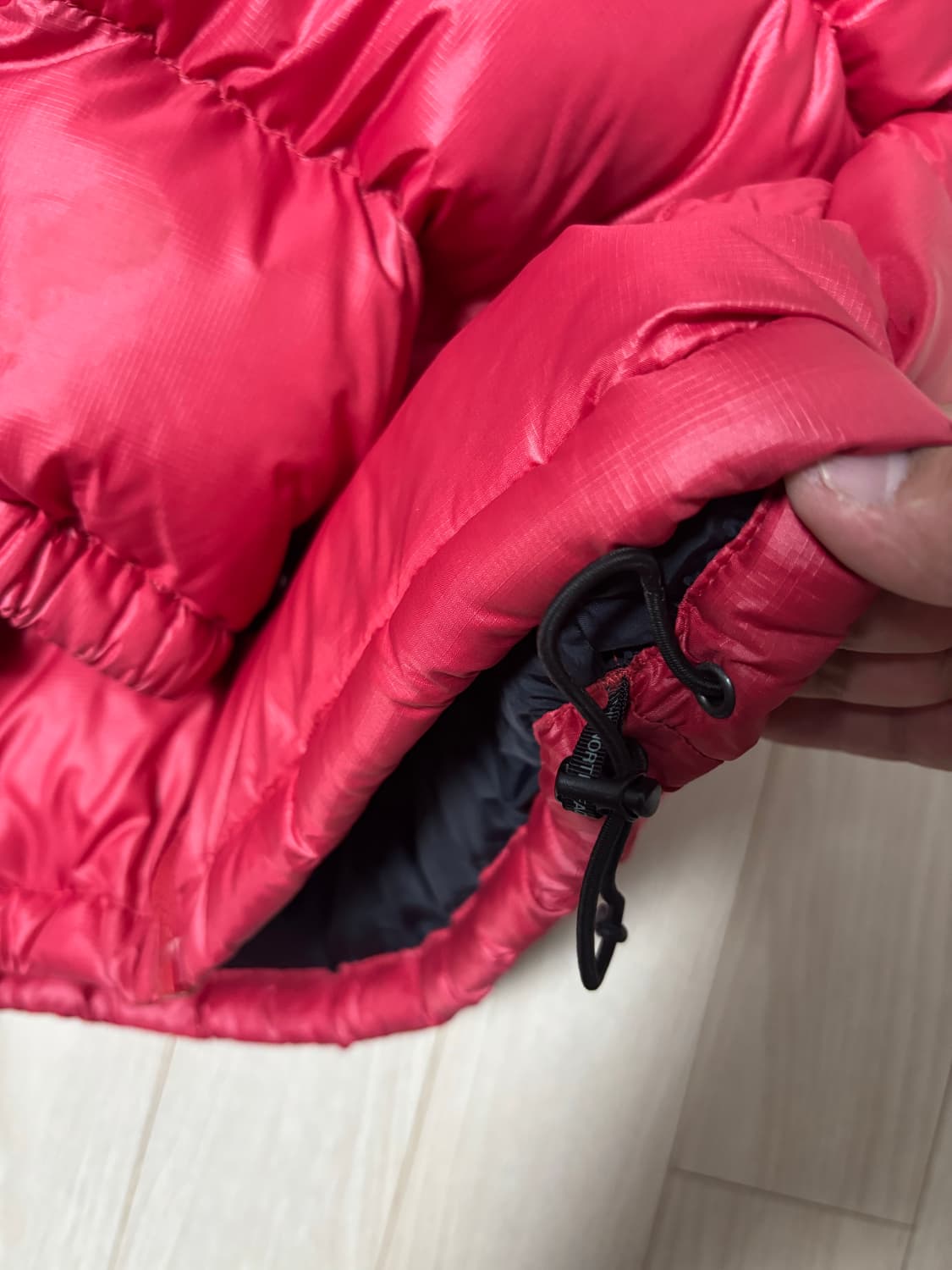 노스페이스 눕시 700 레드 95사이즈 패딩 상품이미지5