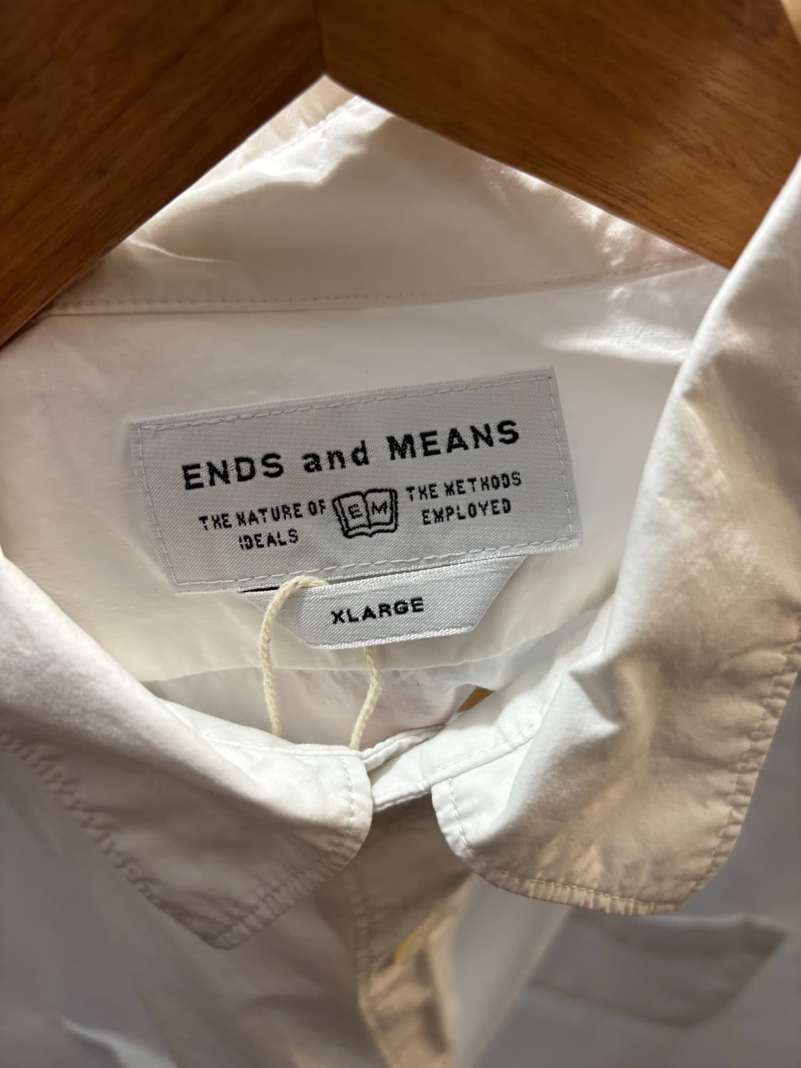 Ends and means 셔츠 상품이미지1