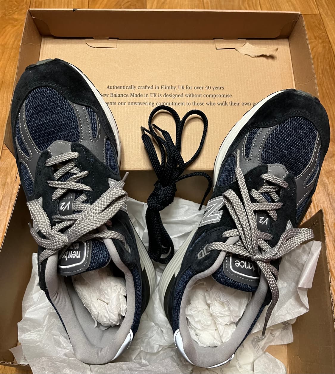 뉴발란스 991v2 네이비 260 팝니다 상품이미지3