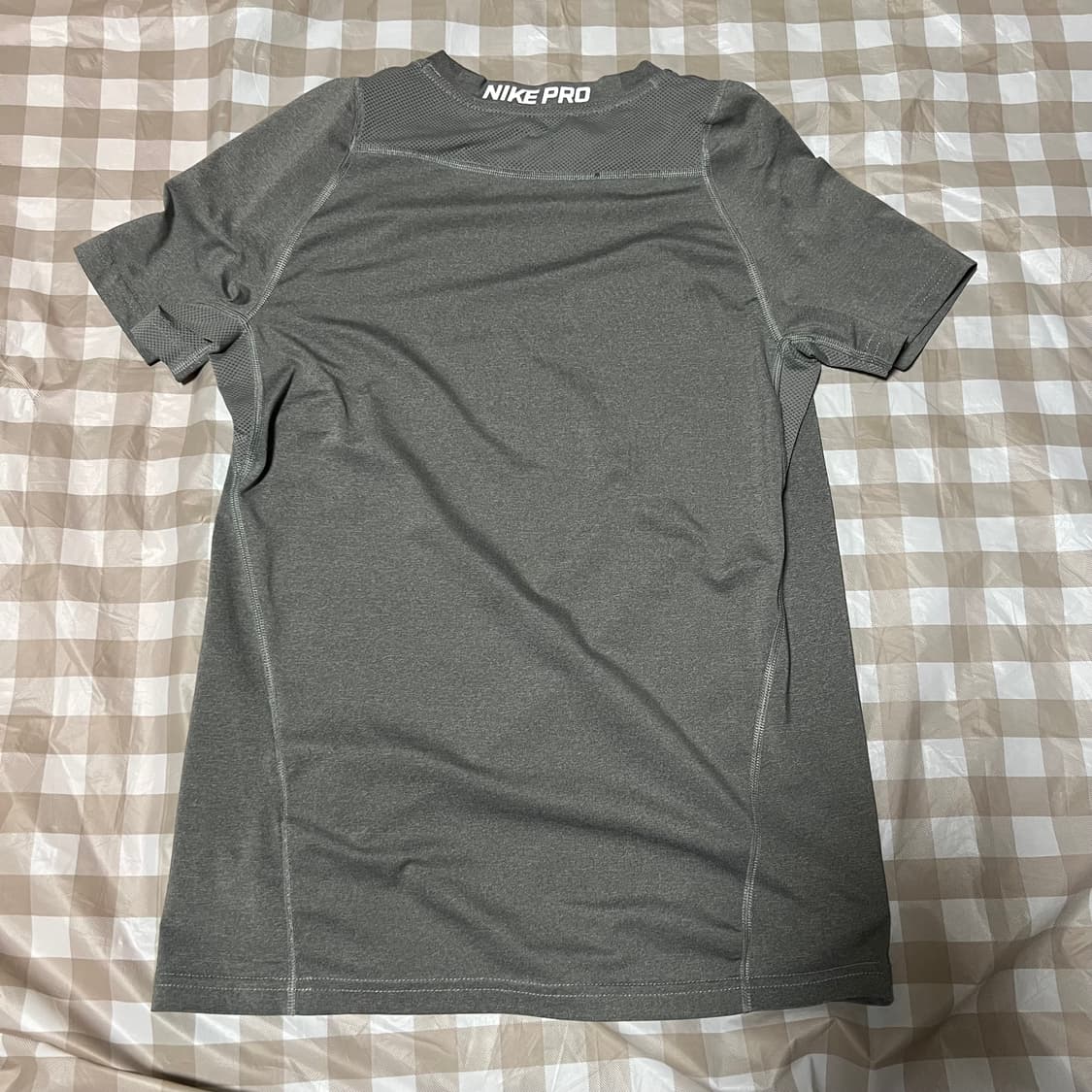 나이키 프로 기능성 반팔 L 회색 반팔티 운동 트레이닝복 상품이미지4
