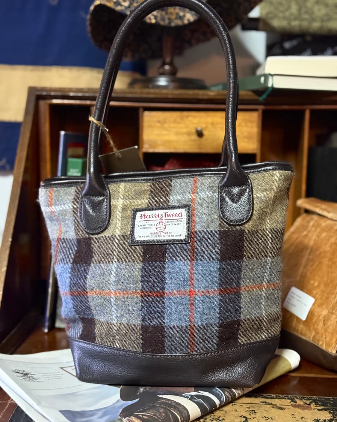해리스트위드 트위드 체크 토트백 상품이미지6