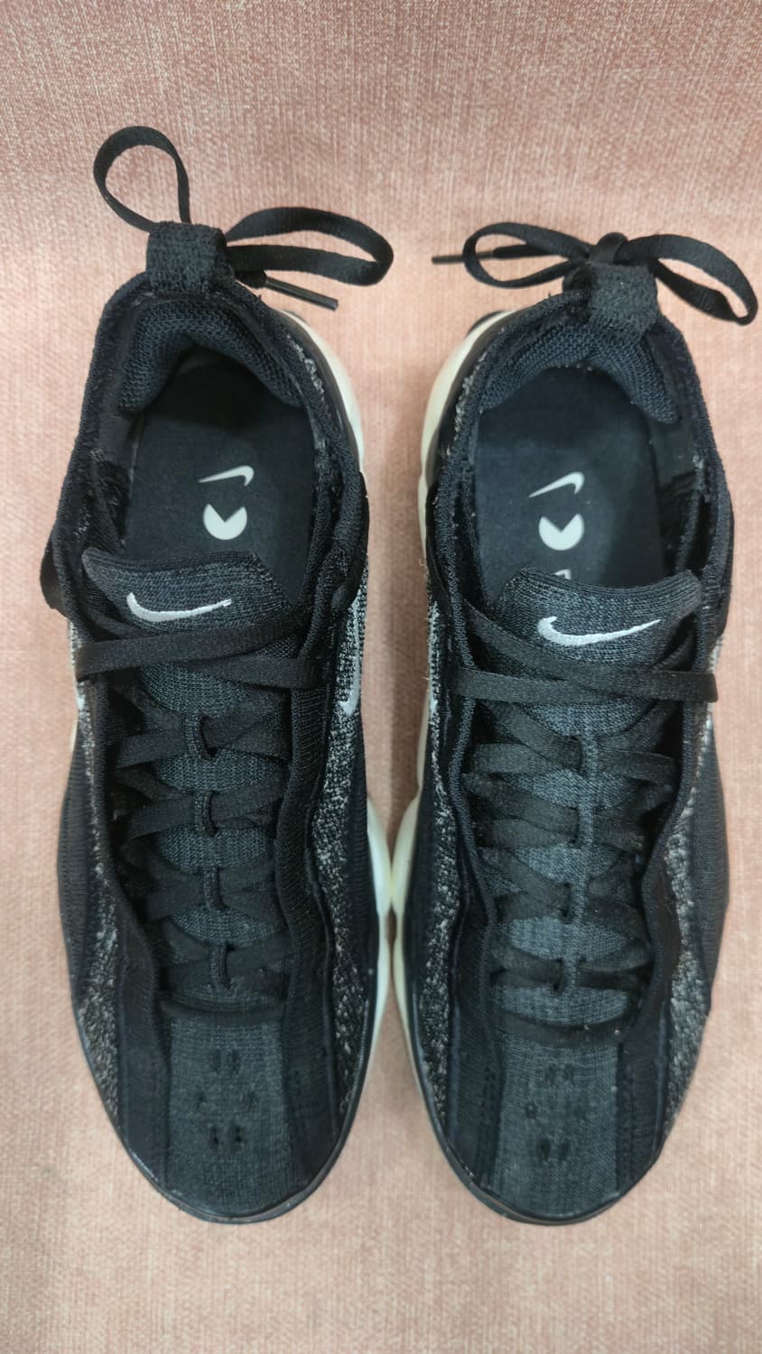 나이키 240mm-  고 플라이이즈 블랙 화이트 상품이미지2