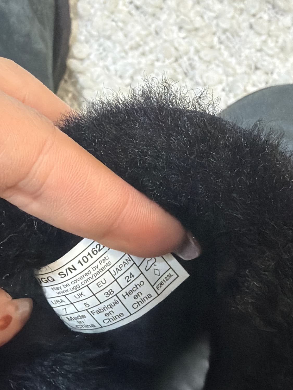 어그 블랙 클래식 미니 II 240 37 사이즈 상품이미지5