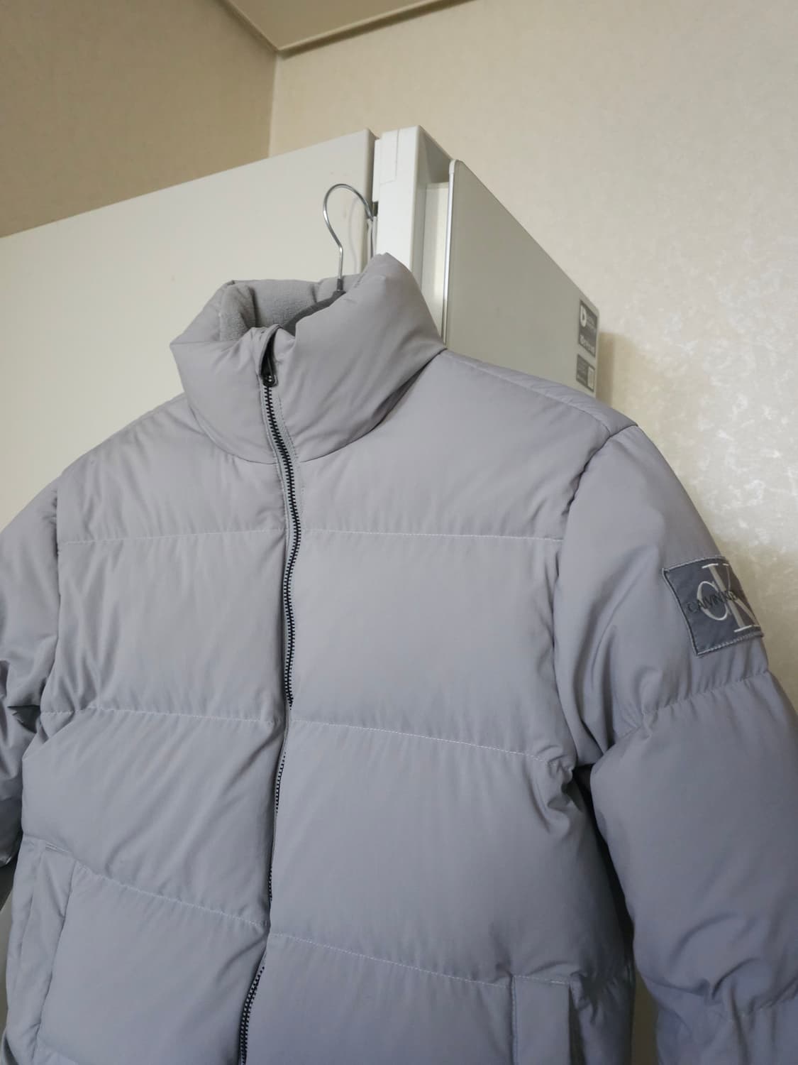 캘빈클라인 CK 다운 패딩 상품이미지2